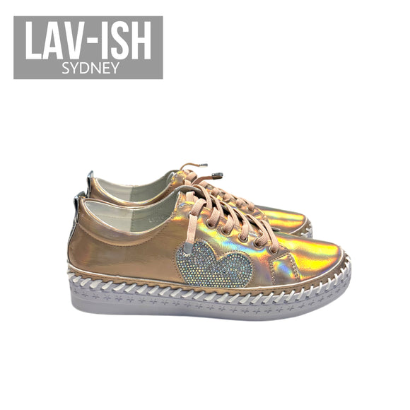 LAV-ISH LARSA